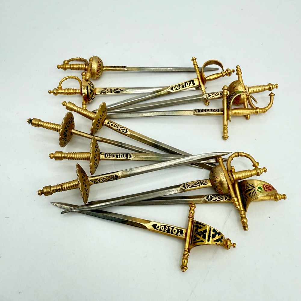 Vintage Toledo Spain Miniature Sword Cocktail Picks Stand 13pc Appetizer Skewers - Picture 10 of 15